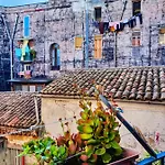 Vico Viscuso * Katanya