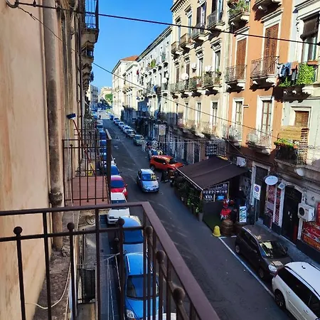 Vico Viscuso Apartamento