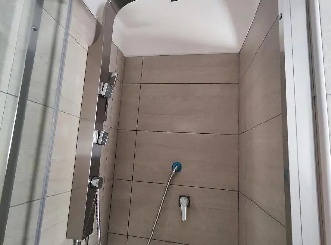 Vico Viscuso Apartament *